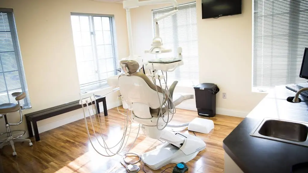 Meriden Dental Associates, LLC