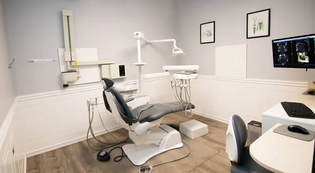A & B Dental