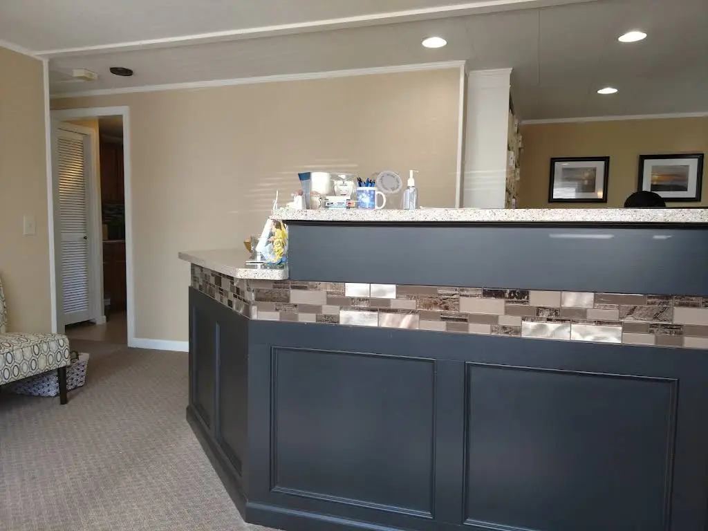 Shoreline Family Dentistry / Suzanne Cohen DDS