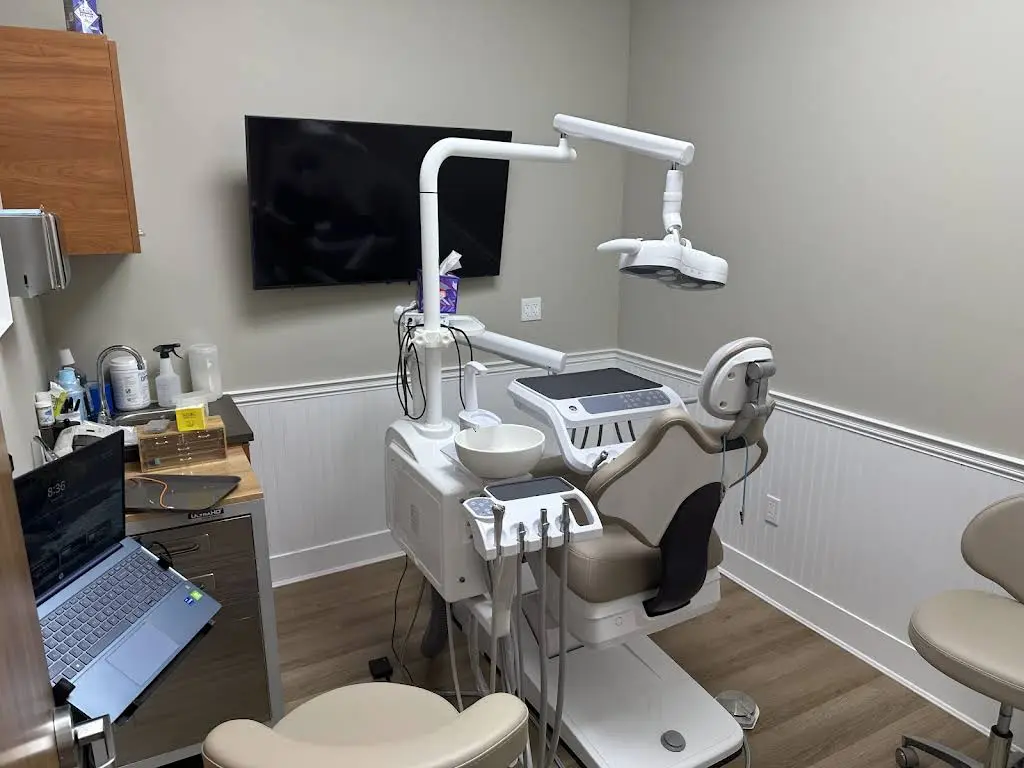 3D Dental / Dr. Eran Arvilli, DDS
