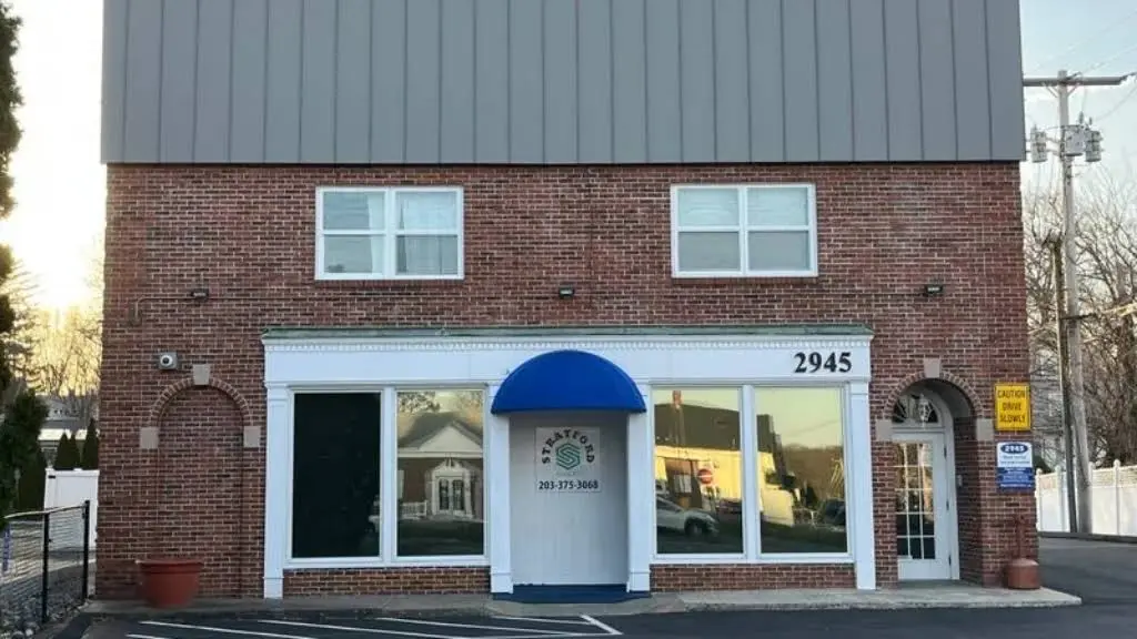 Stratford Smiles - Professional dental clinic exterior with modern facilities