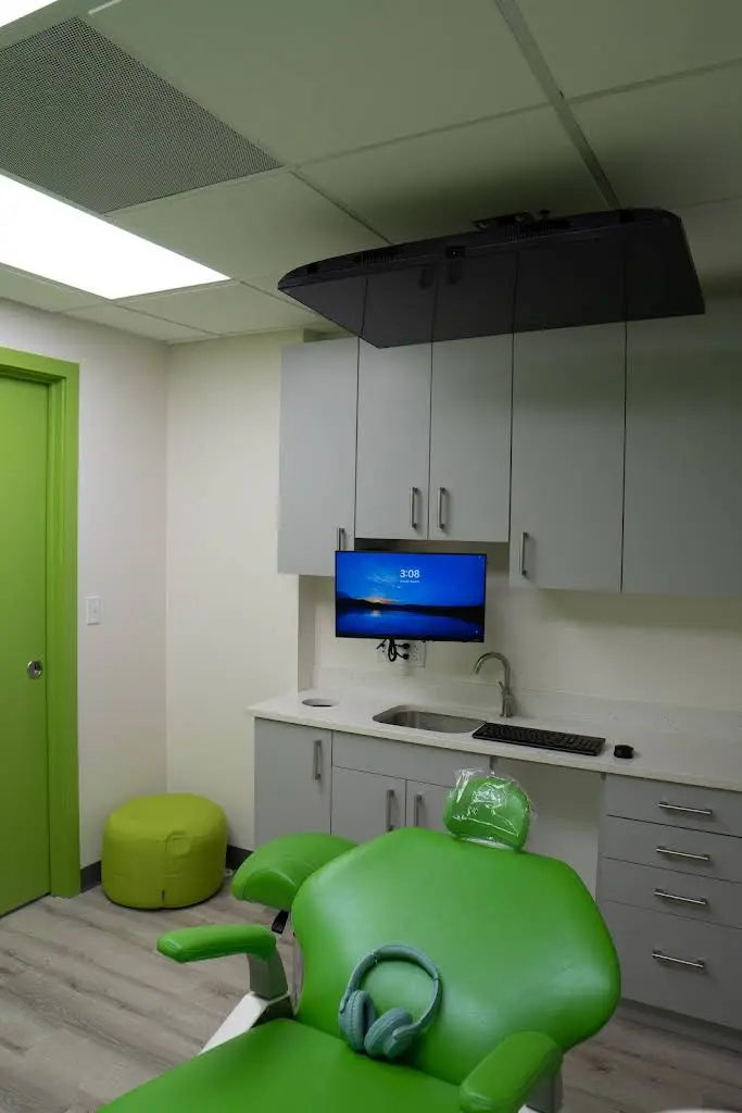 Little Teeth Pediatric Dentistry