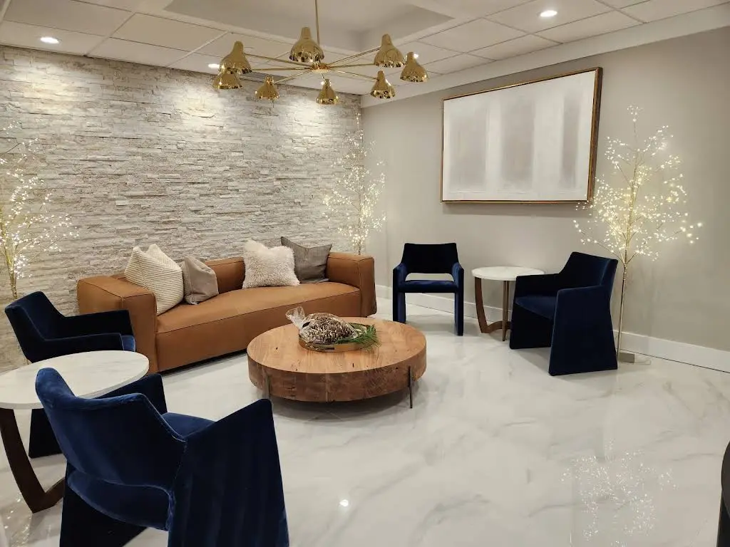 Harbor Point Dental Group - Professional dental clinic exterior with modern facilities