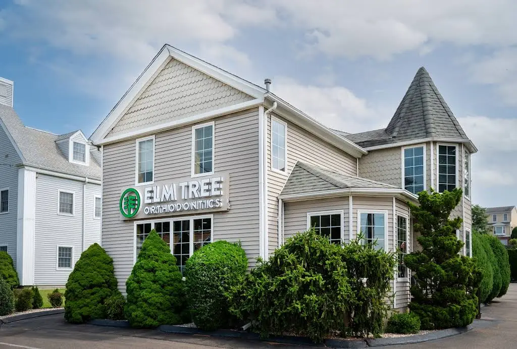 Elm Tree Orthodontics - Professional dental clinic exterior with modern facilities