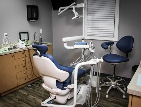 Dental Implant Solutions of Riverhead, NY - Professional dental clinic exterior with modern facilities