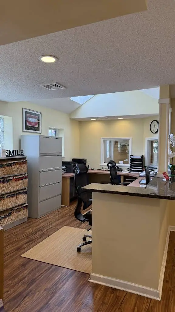 Amerodental LLC