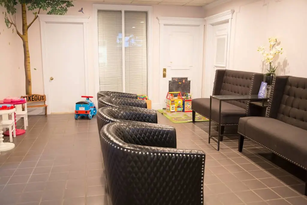 Dr. Altman & Dr. Kwon Dental Group