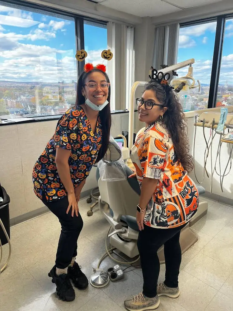 Crest Family Dental