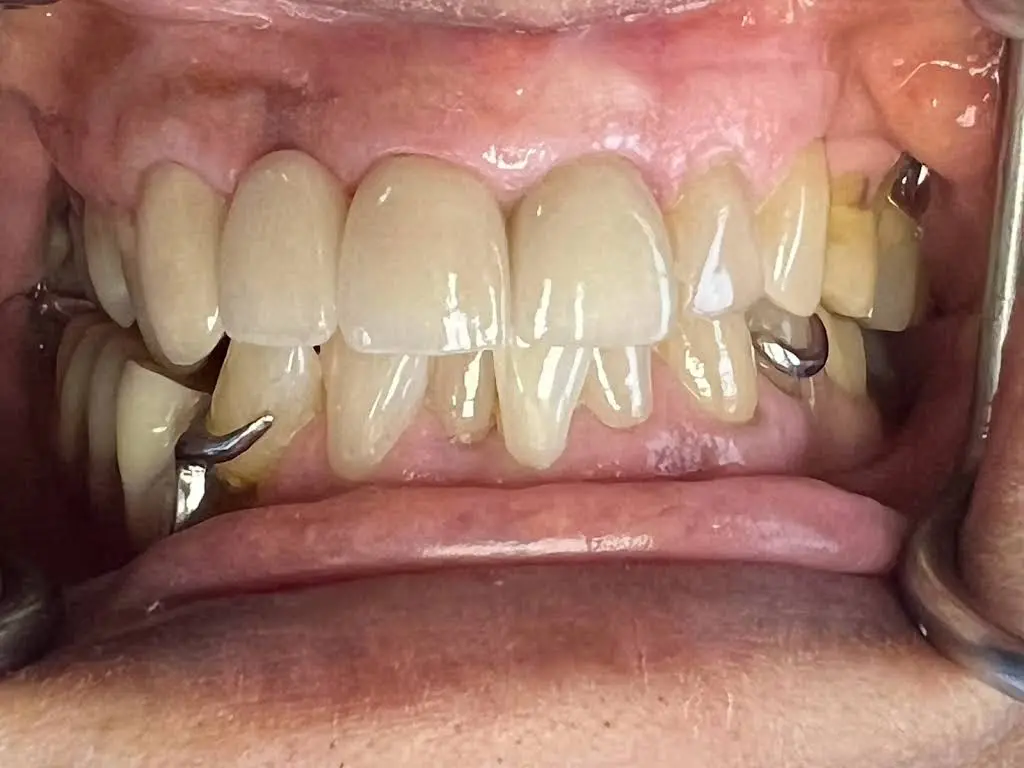 Crest Family Dental