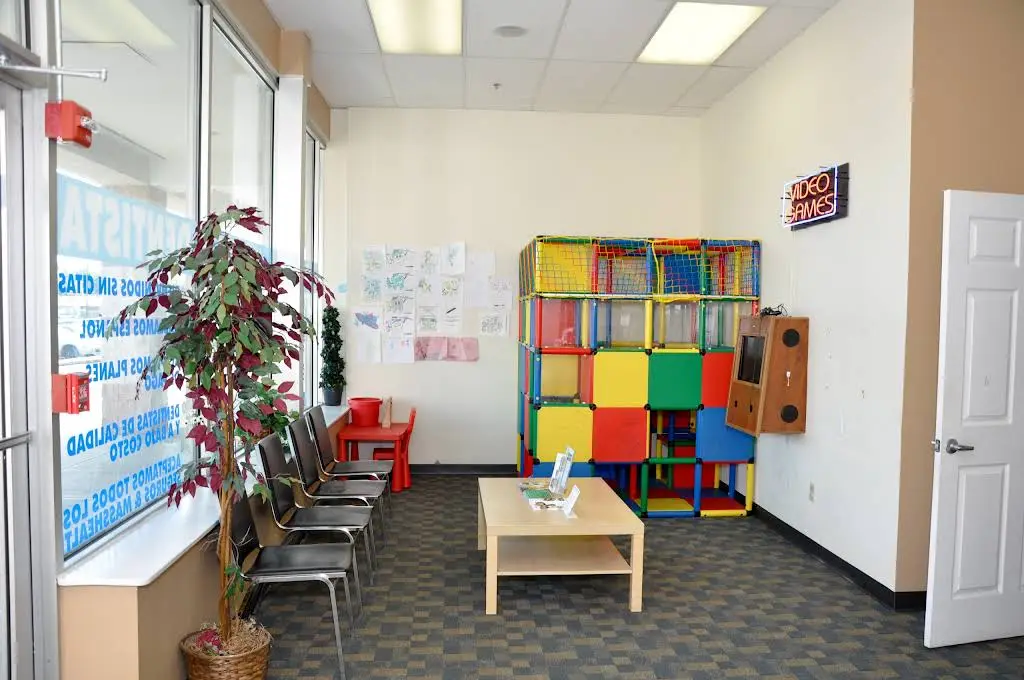 Dr. Dental: Dentistry & Braces