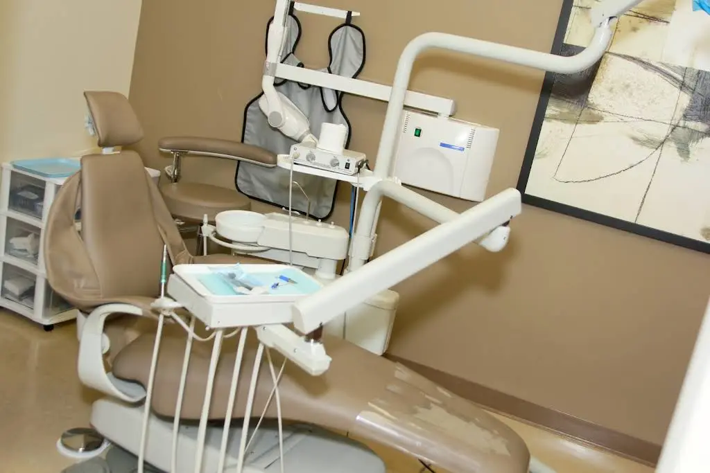 Dr. Dental: Dentistry & Braces