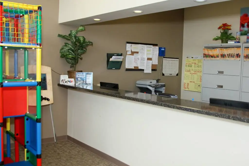 Dr. Dental: Dentistry & Braces