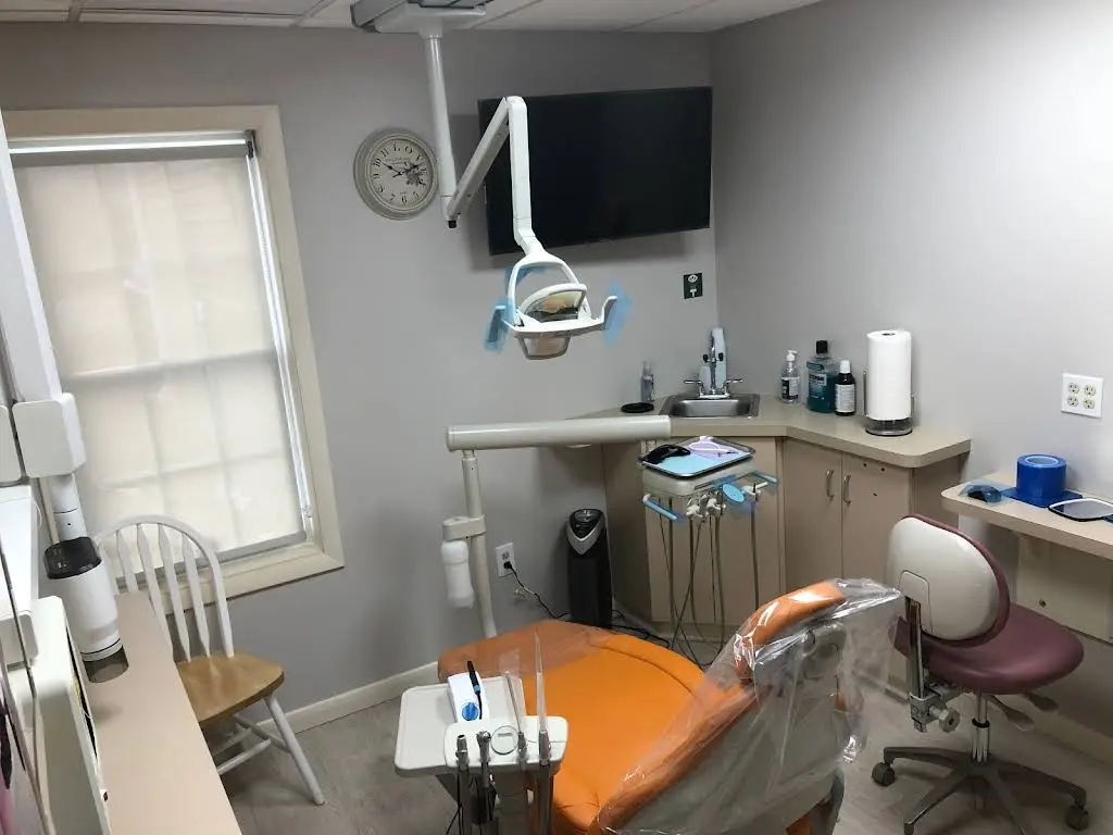 Sunshine Dental of Manchester - Professional dental clinic exterior with modern facilities