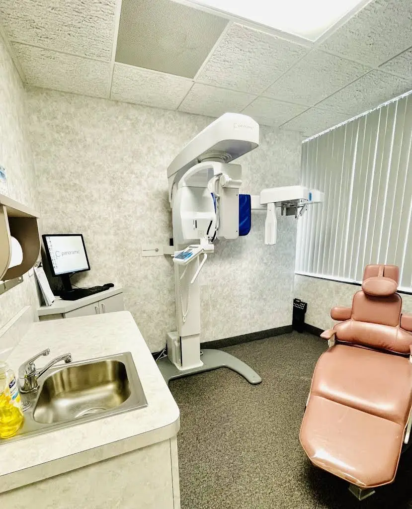 MBraces - Pradipta Mazumder, DDS - Professional dental clinic exterior with modern facilities
