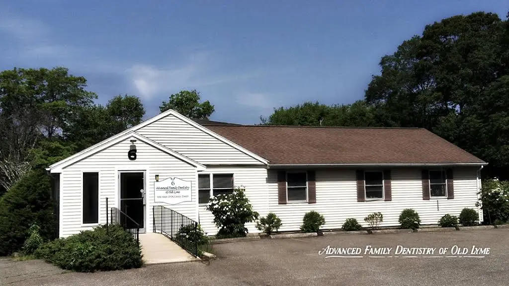 Advanced Family Dentistry of Old Lyme - Professional dental clinic exterior with modern facilities