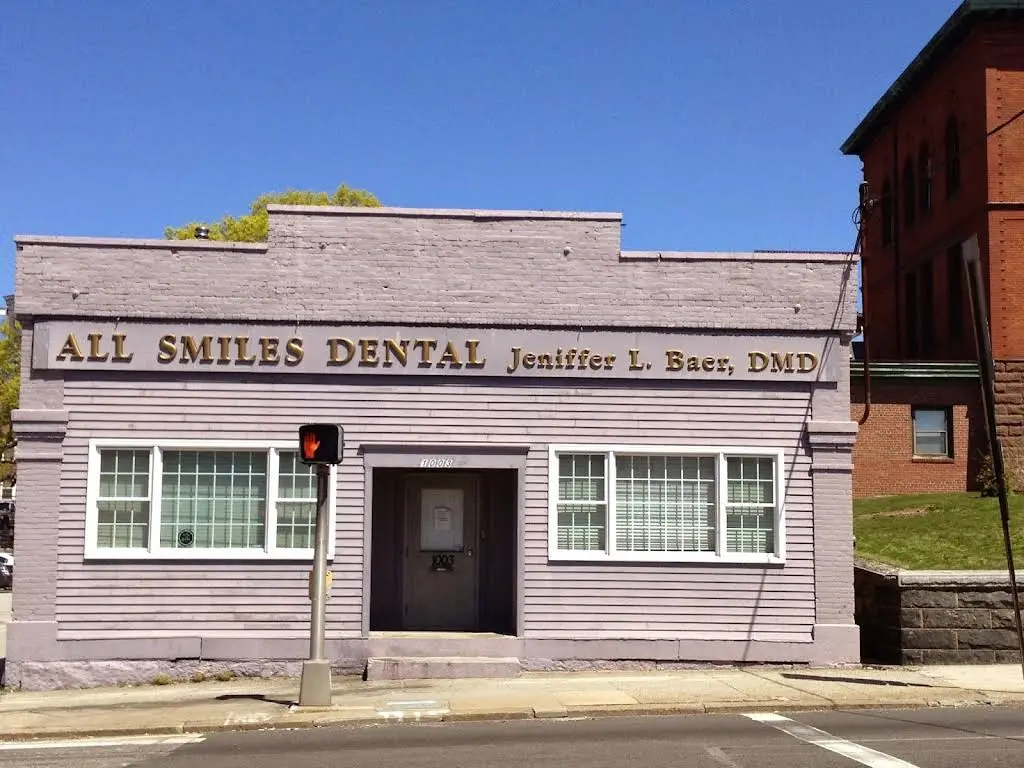 All Smiles Dental Jen Baer - Professional dental clinic exterior with modern facilities