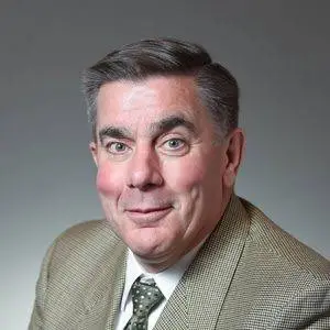 Lawrence Ryan, DDS, MD - Professional dental clinic exterior with modern facilities