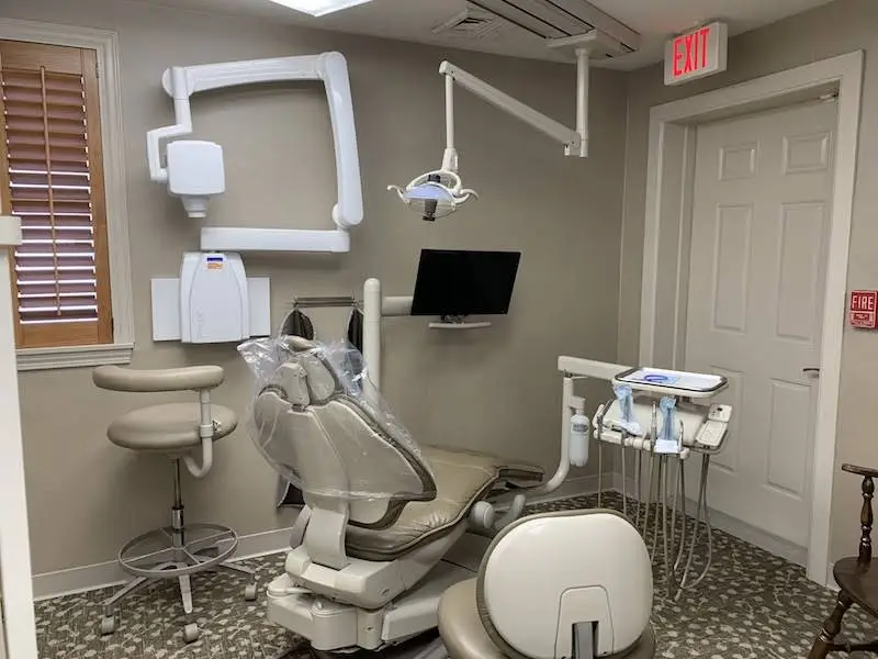 Contemporary Dentistry - Professional dental clinic exterior with modern facilities