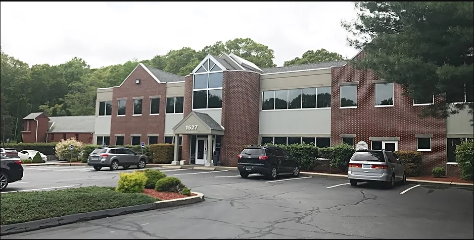 Gales Ferry Orthodontics - Professional dental clinic exterior with modern facilities