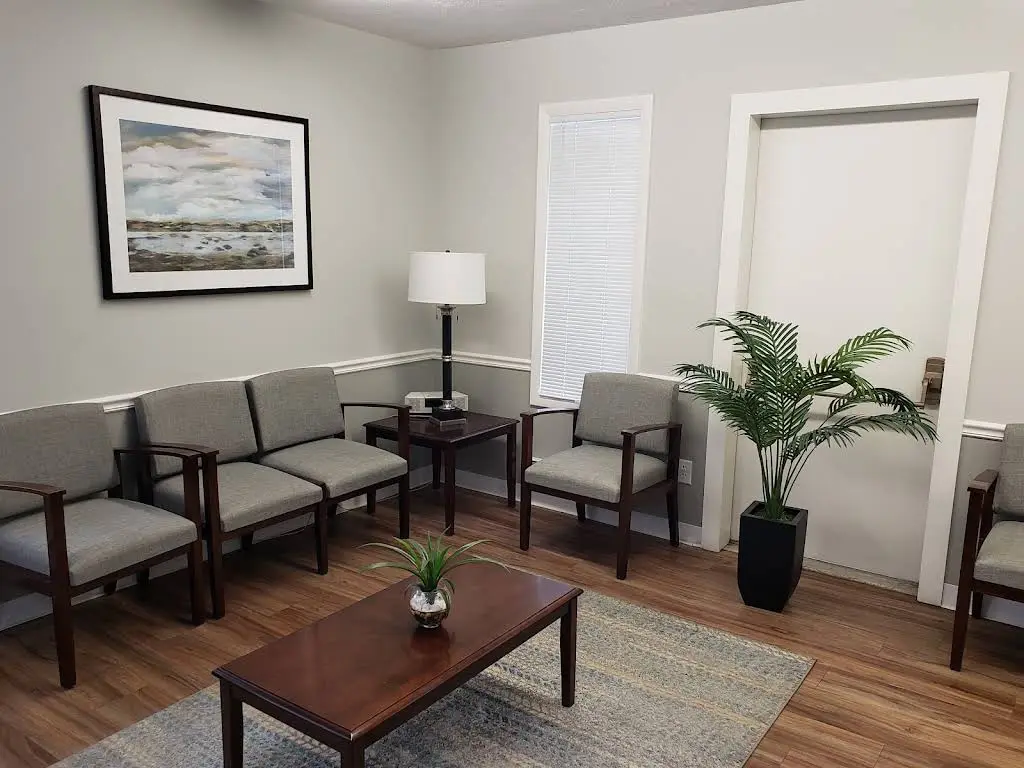 Tatnuck Family Dental Care - Professional dental clinic exterior with modern facilities