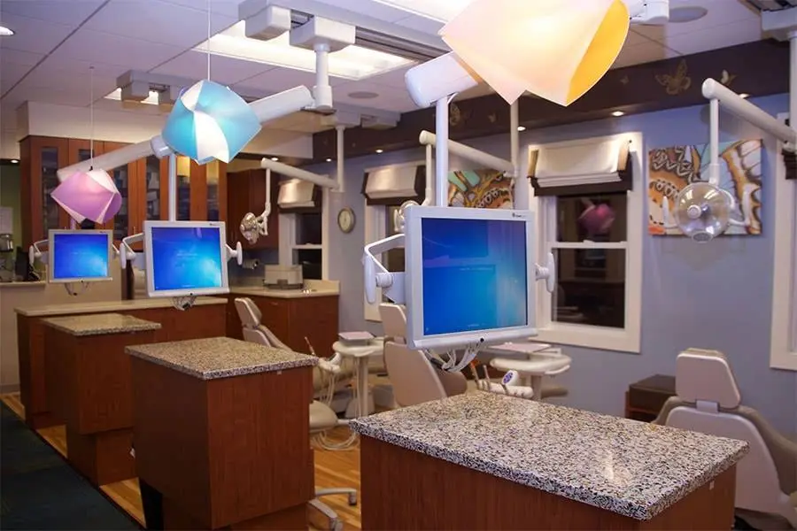 Dental Place Hopkinton - Professional dental clinic exterior with modern facilities