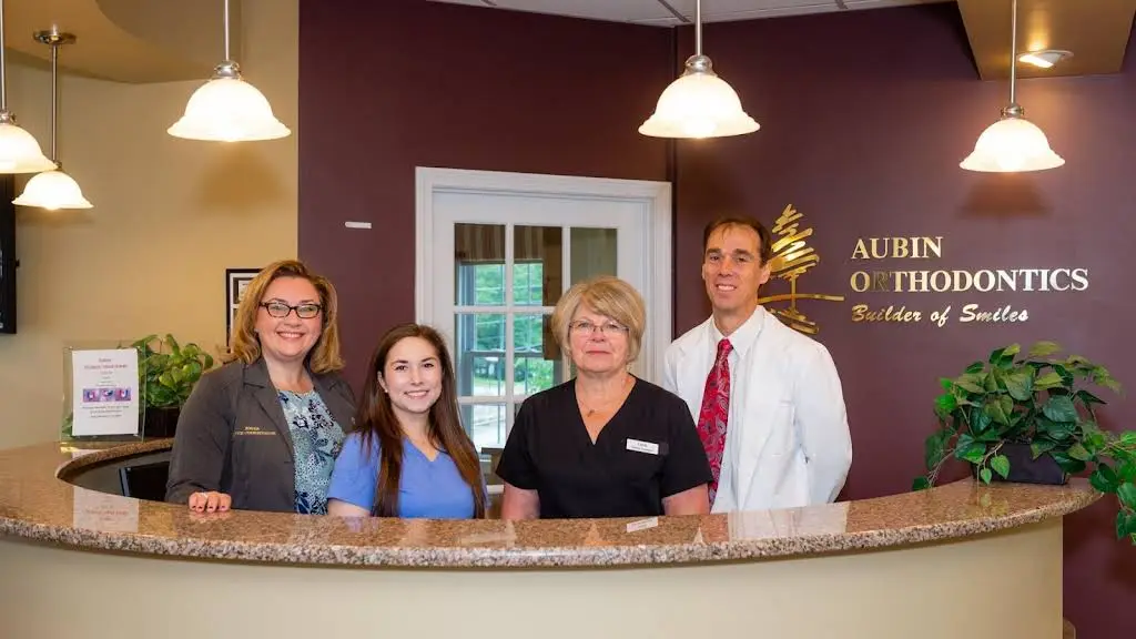 Aubin Orthodontics - Professional dental clinic exterior with modern facilities