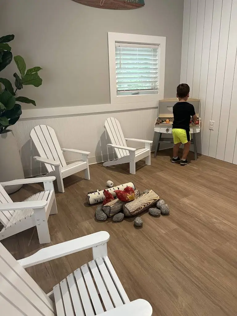 Dr. Christa's Groovy Molars Pediatric Dentistry