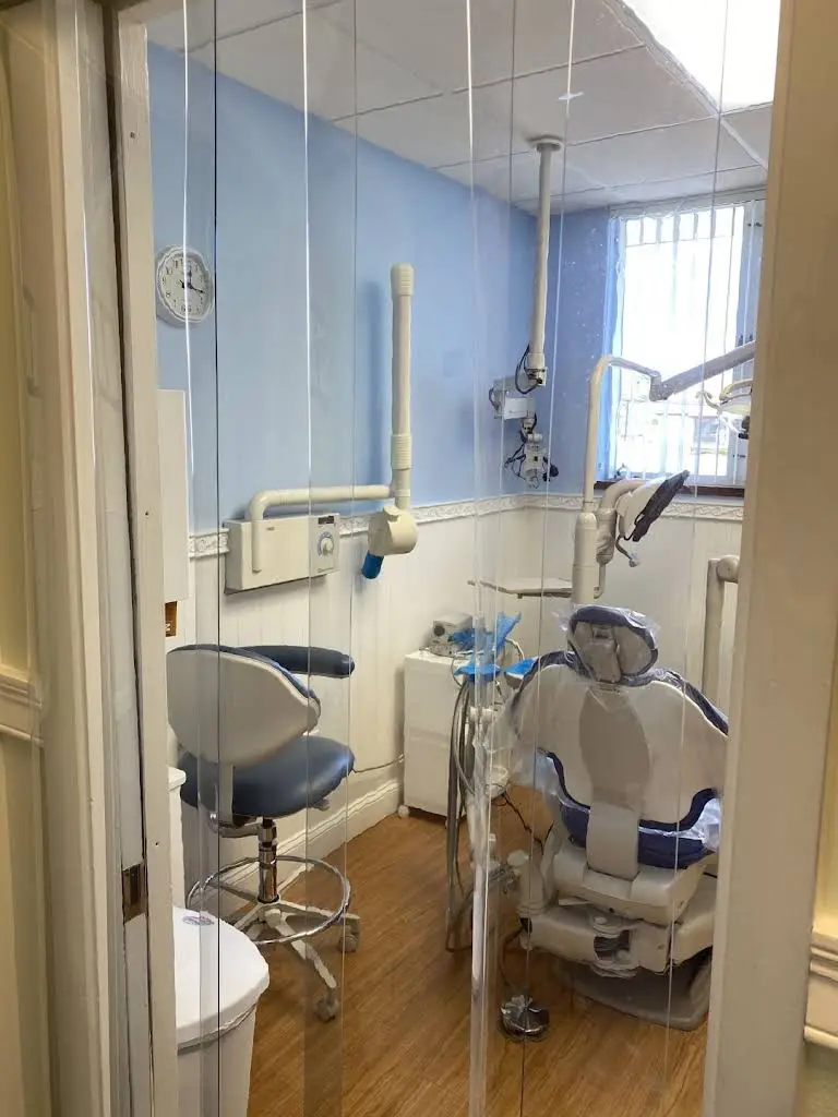 Walnut Dental Group, PC - Professional dental clinic exterior with modern facilities