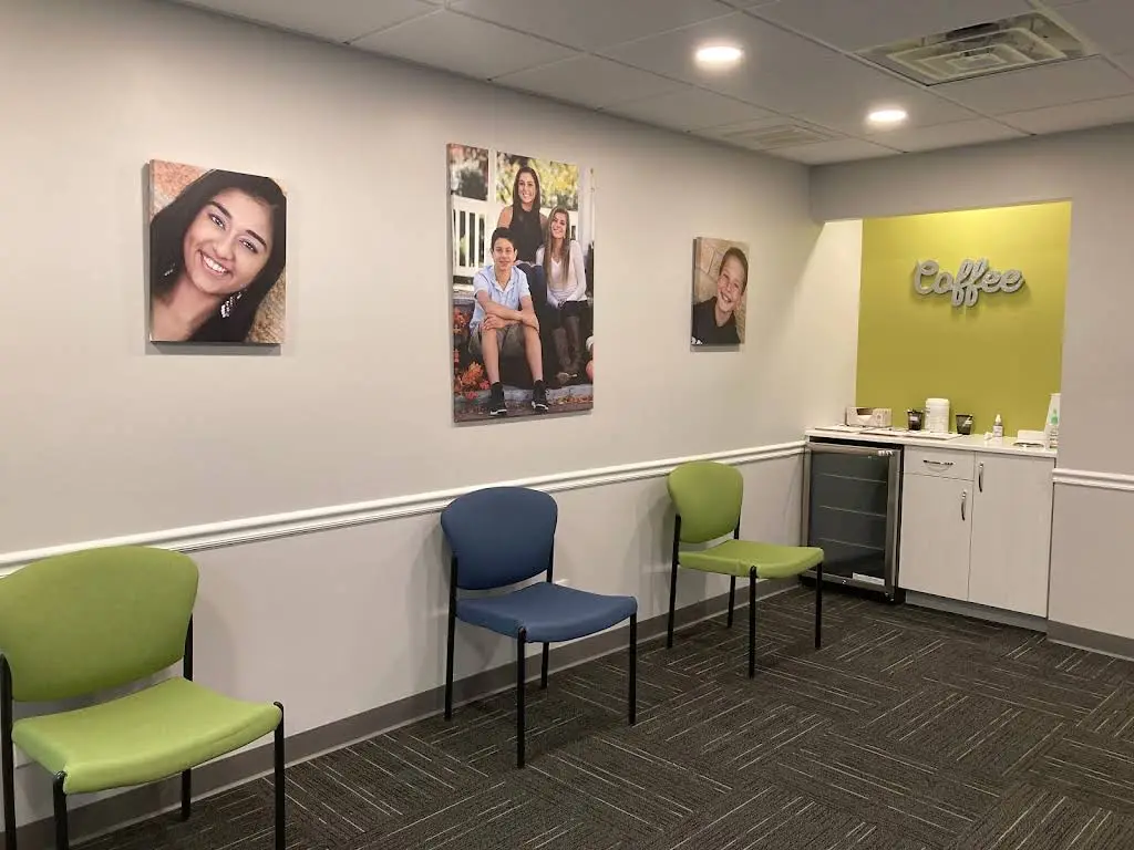 Simply Orthodontics Framingham - Professional dental clinic exterior with modern facilities