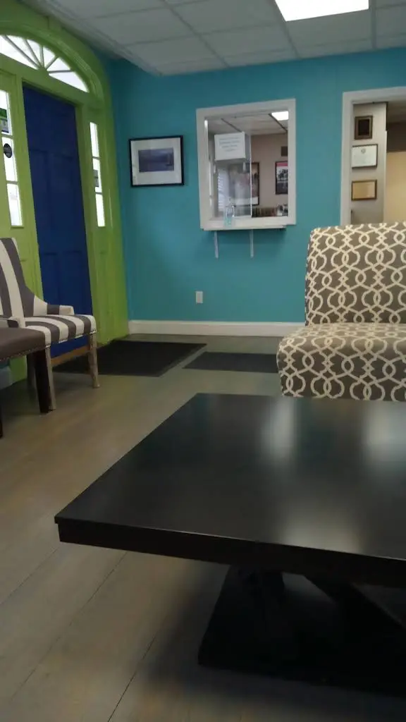 Ferry Orthodontics - Professional dental clinic exterior with modern facilities