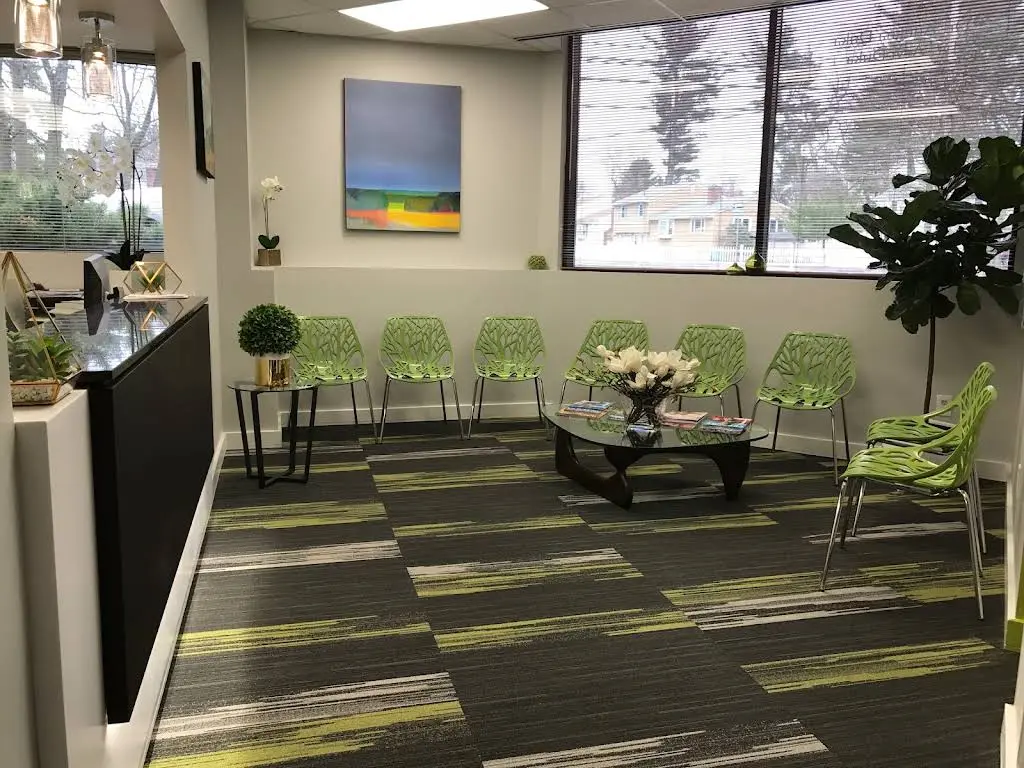 Framingham Family Dental Care - Professional dental clinic exterior with modern facilities