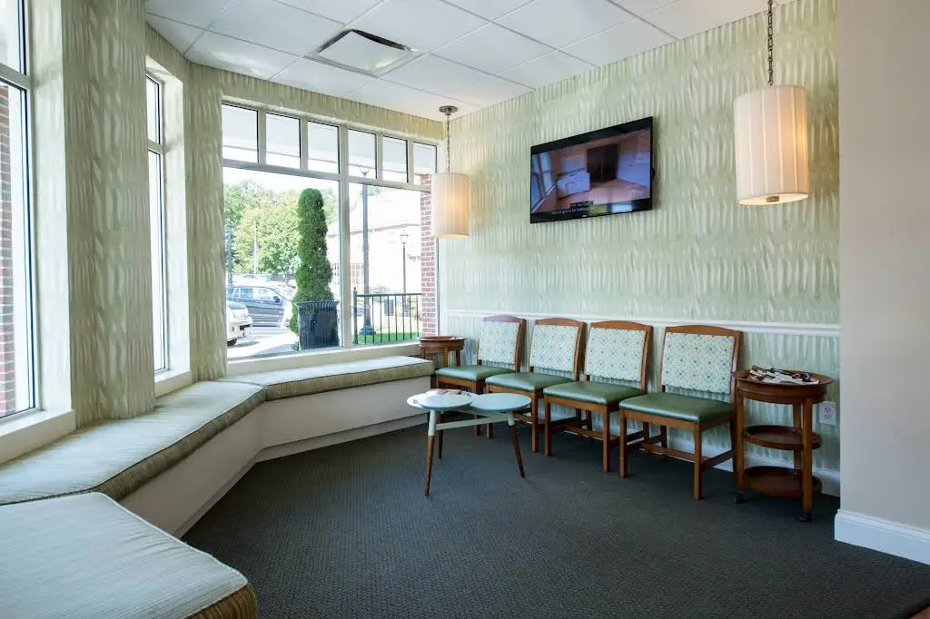 Noxon Orthodontics - Professional dental clinic exterior with modern facilities