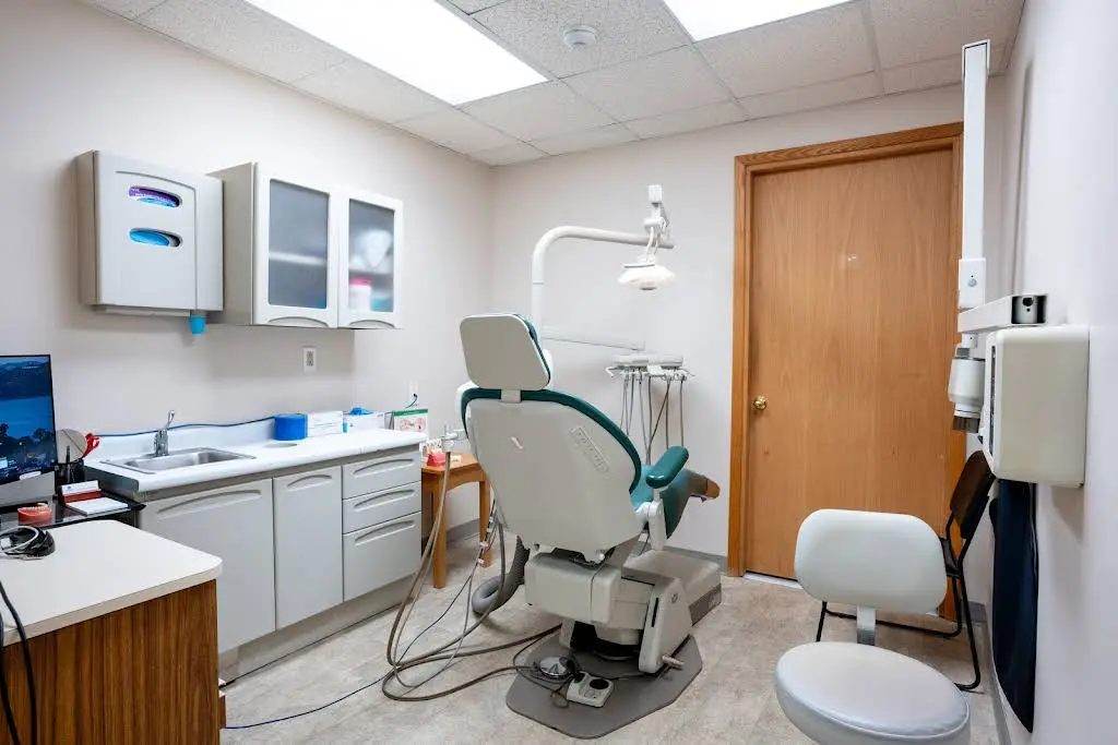 White Arch Dental