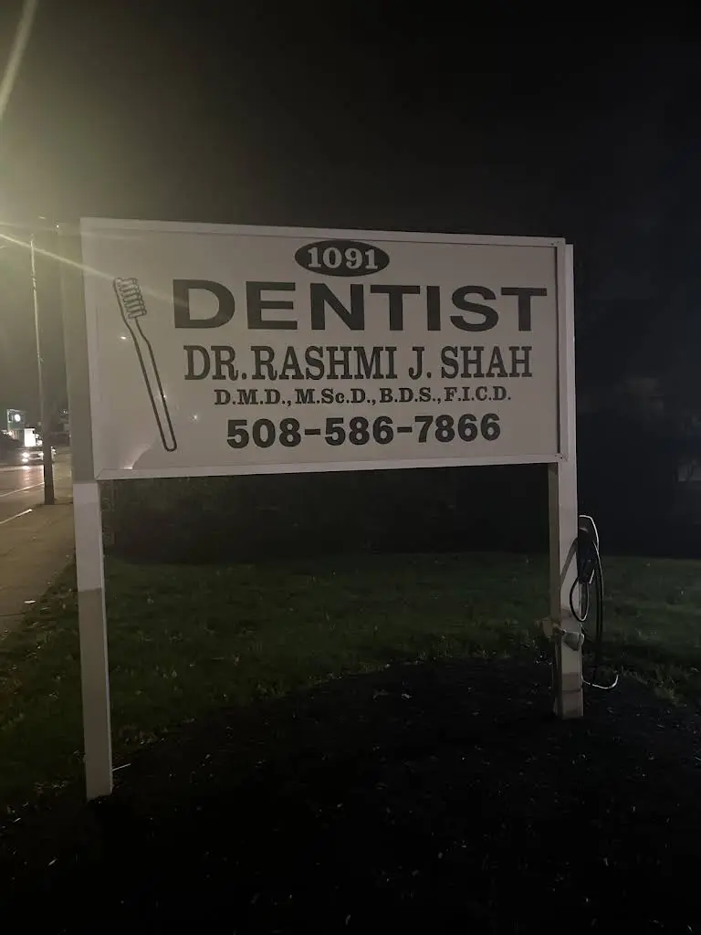 Dr. Rashmi J. Shah, DMD - Professional dental clinic exterior with modern facilities