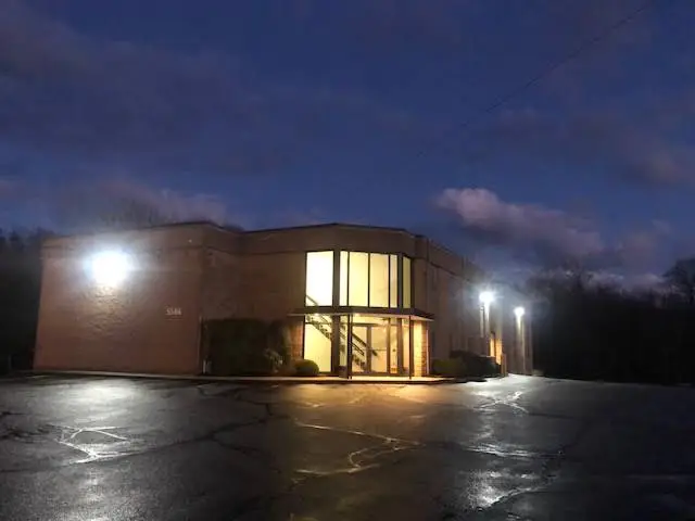 Sabitoni Dental - Alex Sabitoni, DMD - Professional dental clinic exterior with modern facilities
