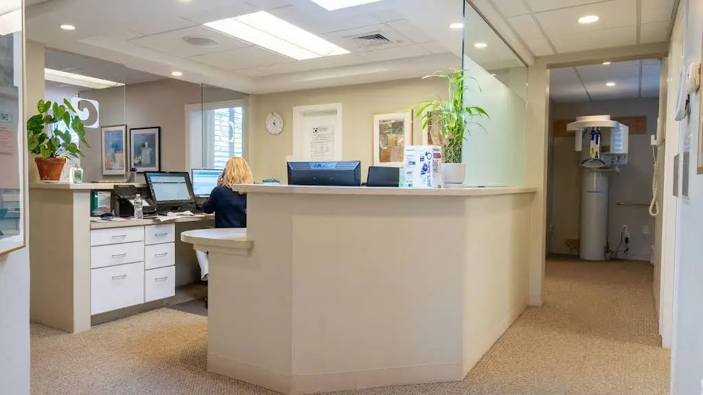 Columbian Square Dental