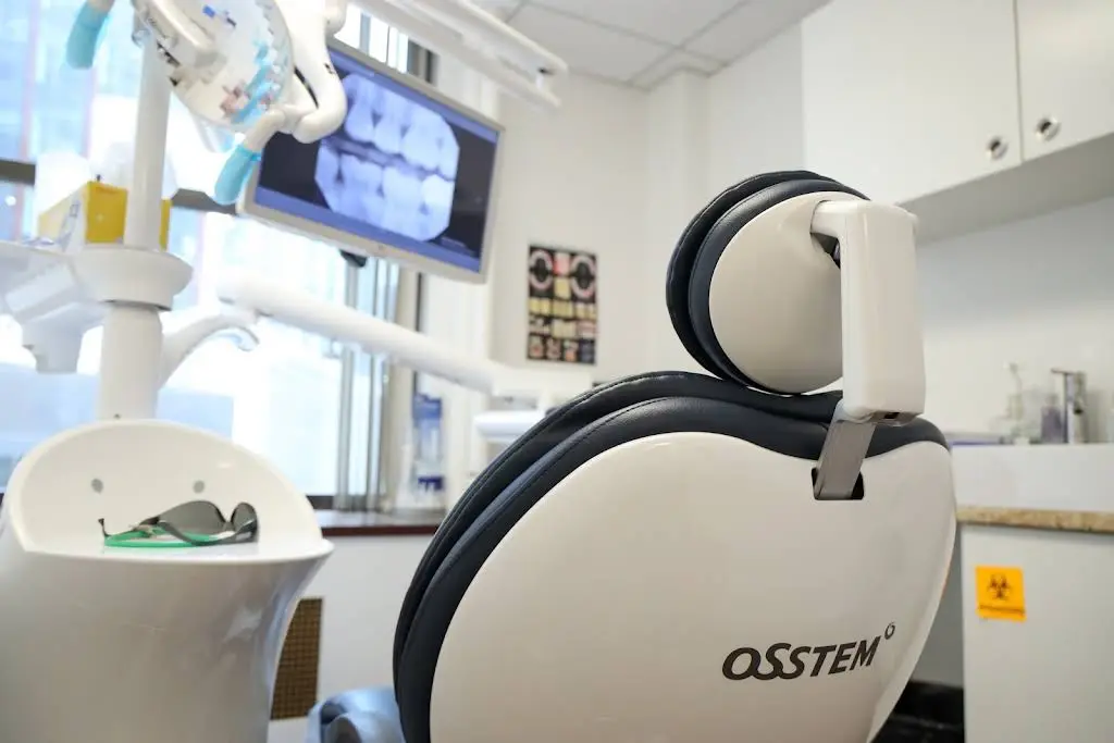 Acro Dental Boston - Professional dental clinic exterior with modern facilities