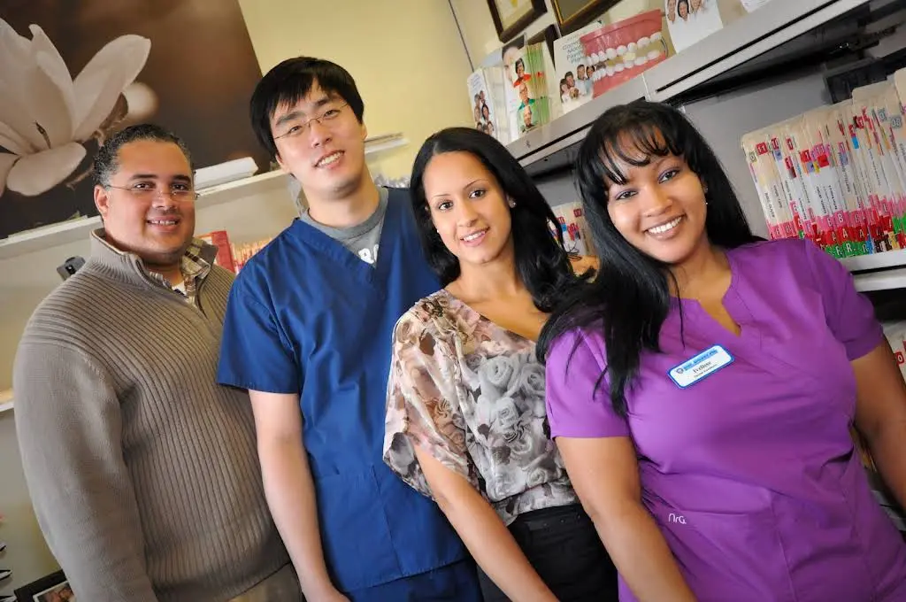 Dr. Dental: Dentistry & Braces