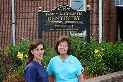 Benecchi Dental Group - Professional dental clinic exterior with modern facilities