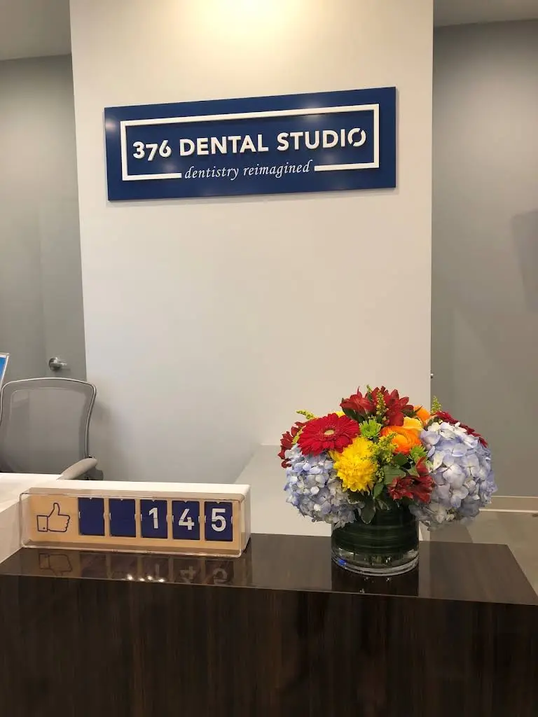 376 Dental Studio