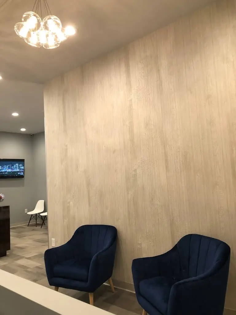 376 Dental Studio