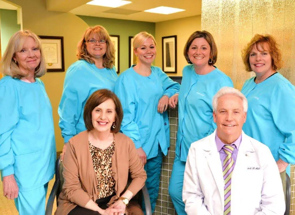John C. Machell, DMD - Professional dental clinic exterior with modern facilities