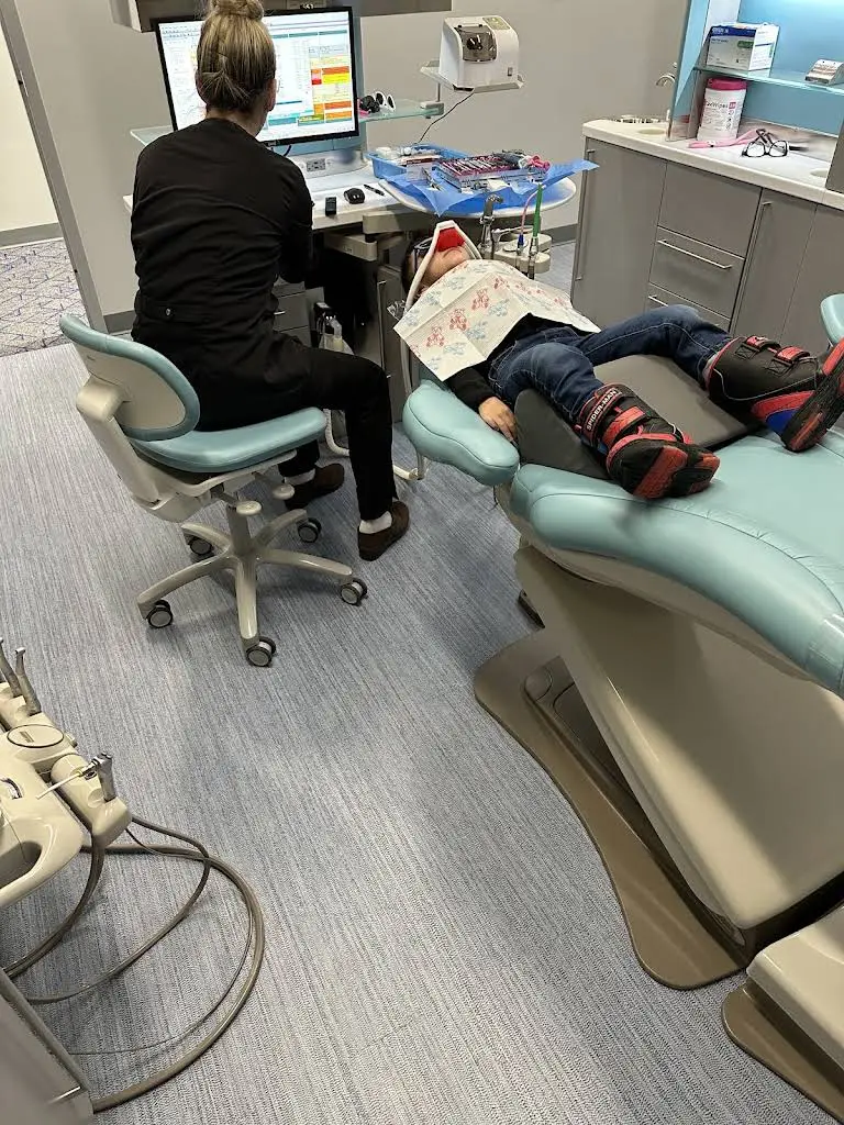 Haas Dental Associates - Professional dental clinic exterior with modern facilities