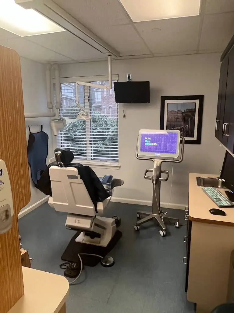 Leland & May Dentistry