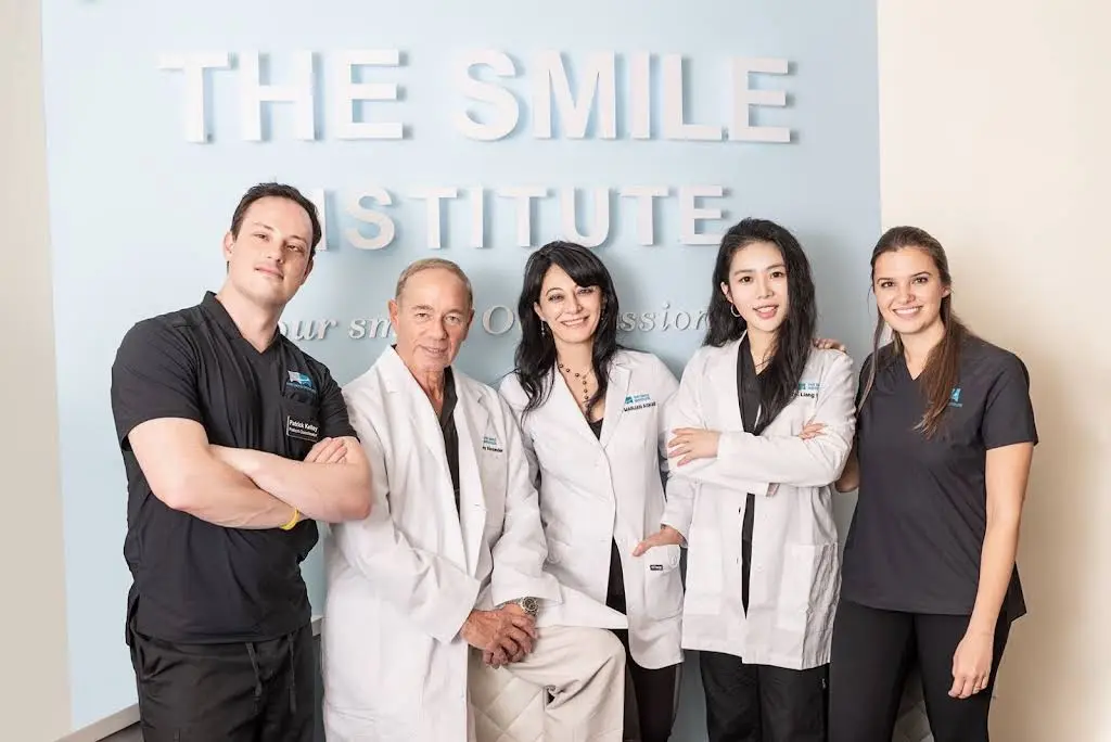The Smile Institute - Professional dental clinic exterior with modern facilities