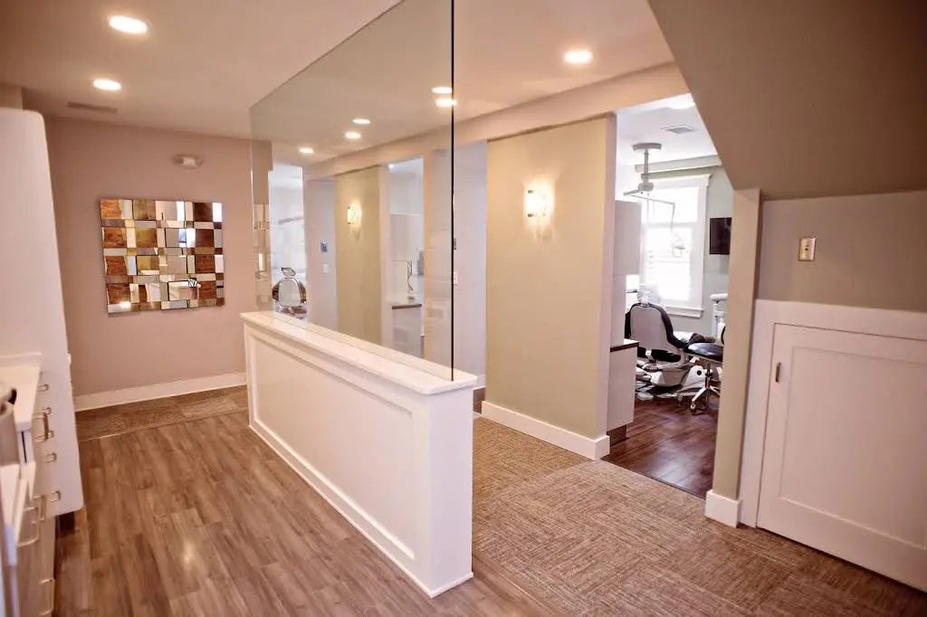 Fantasia, Failla & DeFrancesco Family Dentistry - Professional dental clinic exterior with modern facilities