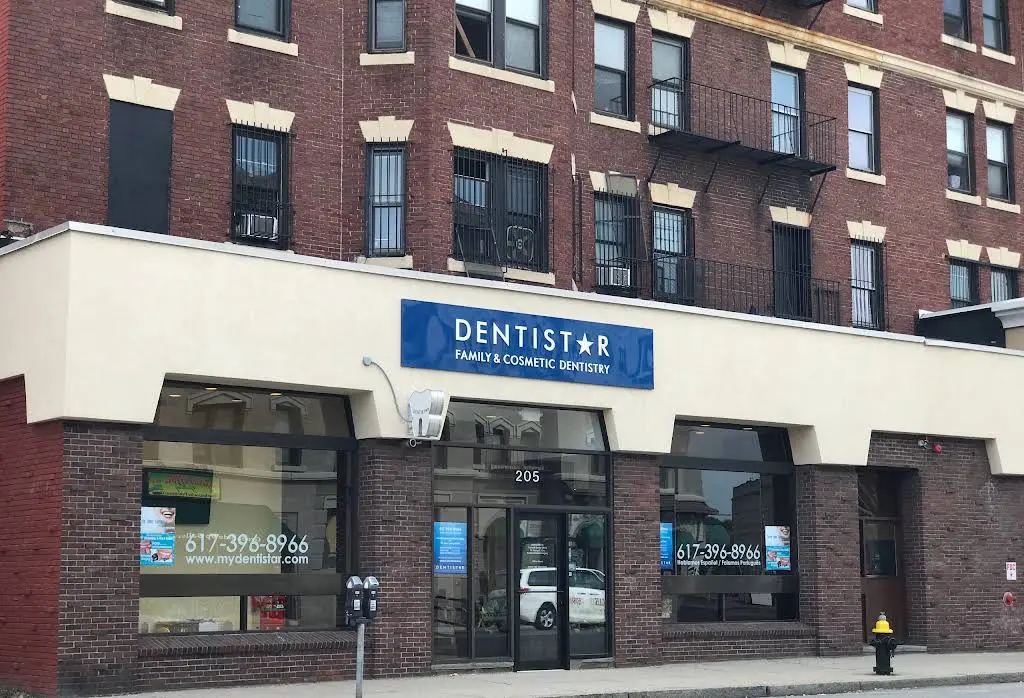 DENTISTAR - Professional dental clinic exterior with modern facilities