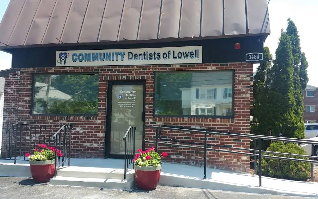 Community Dentists of Lowell - Professional dental clinic exterior with modern facilities
