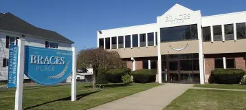 The Braces Place of Lowell