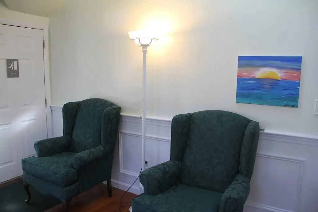 Pembroke Dental Associates: Jones Margaret K DMD
